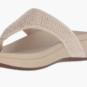 Vionic LAST CHANCE FINAL PRICE ‼️